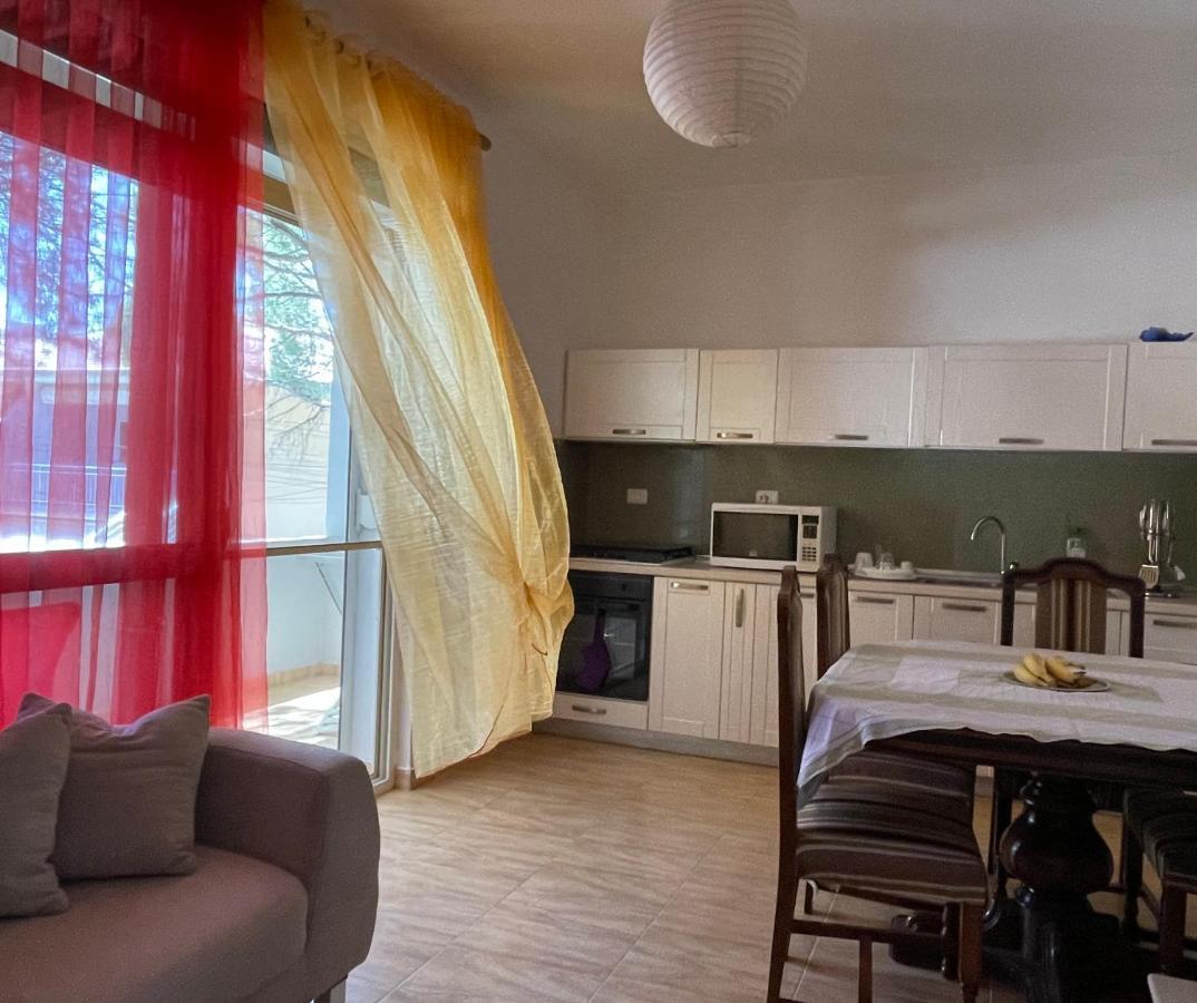 Vacation Home Dibra Velipoje Exterior photo