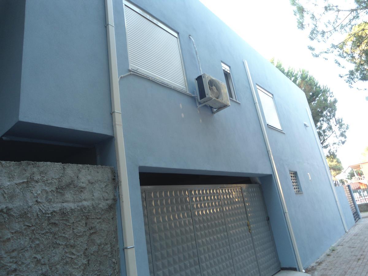 Vacation Home Dibra Velipoje Exterior photo